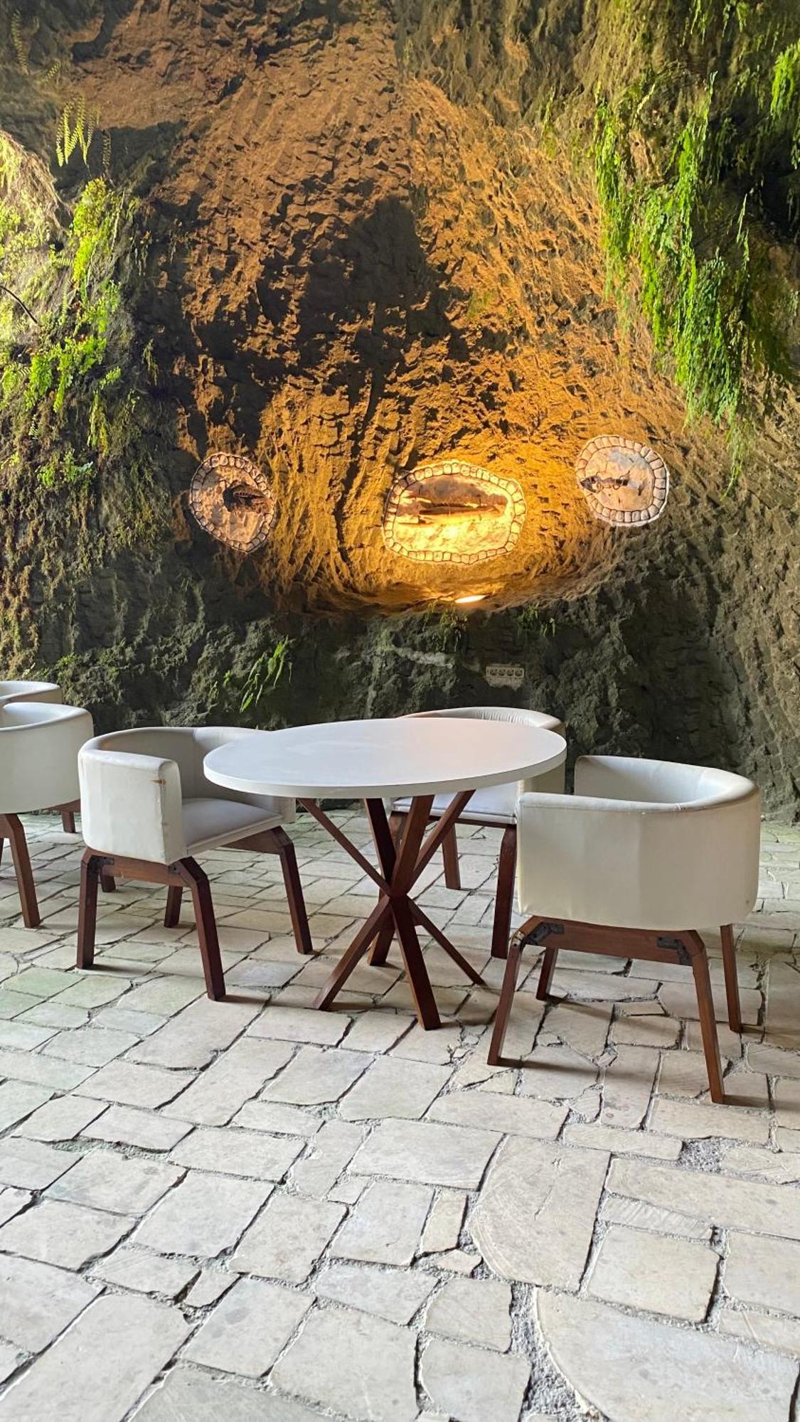 Karangwetan Paleo Stone Age酒店 外观 照片